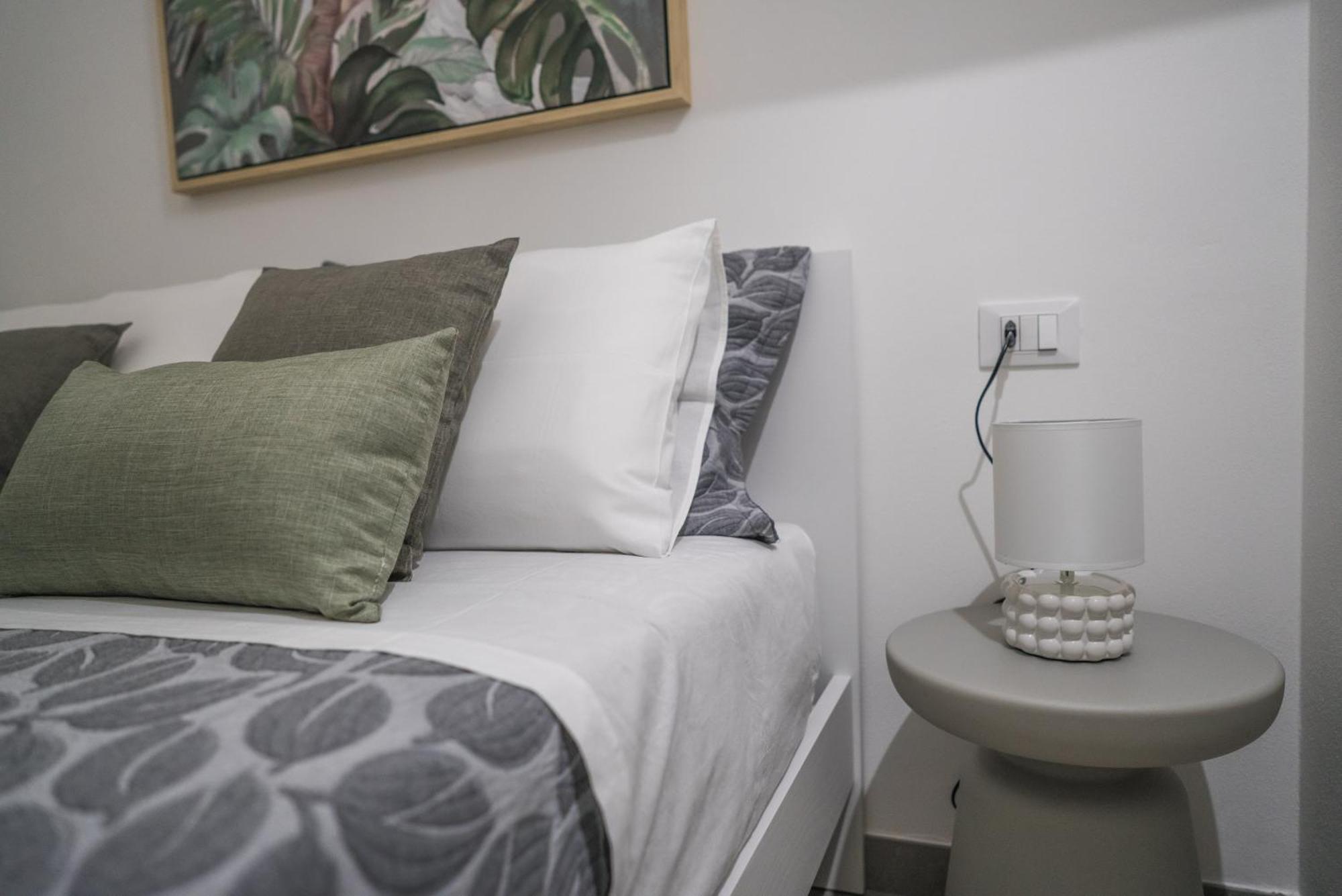 Casa Azzurra Rooms E Apartment Terrasini Kültér fotó
